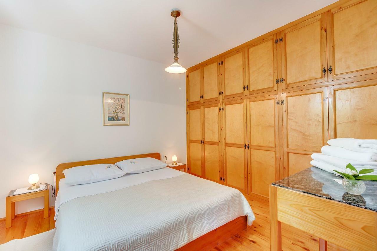 Apartman Pia Mali Lošinj Kültér fotó