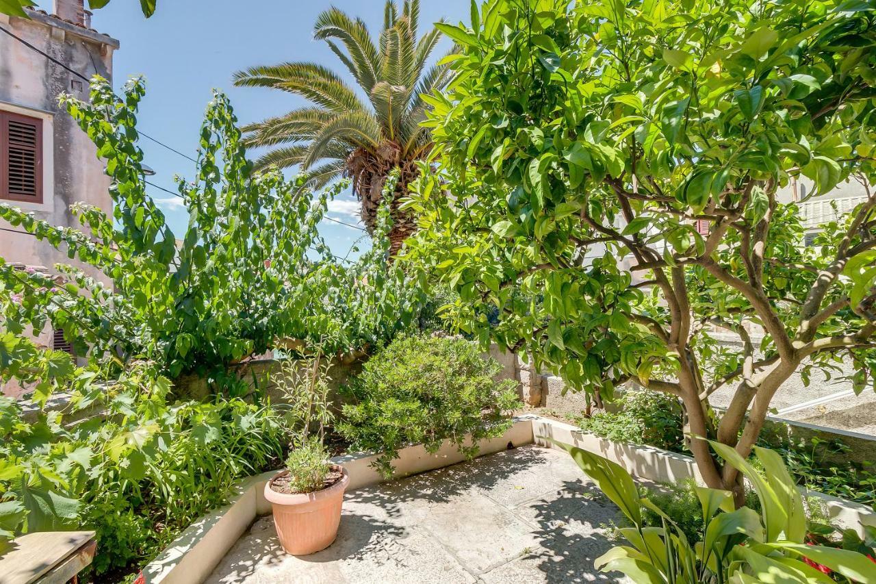 Apartman Pia Mali Lošinj Kültér fotó