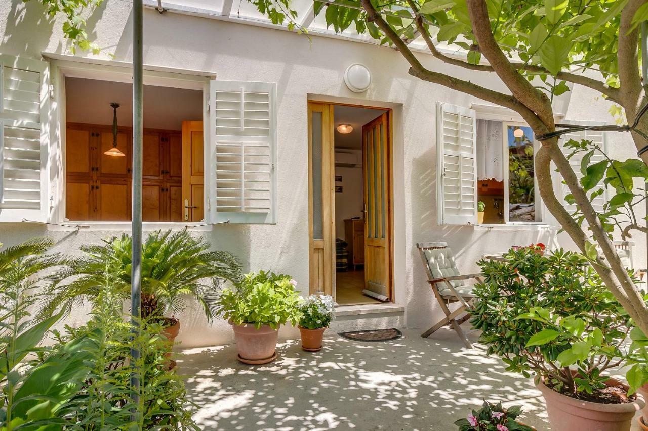 Apartman Pia Mali Lošinj Kültér fotó