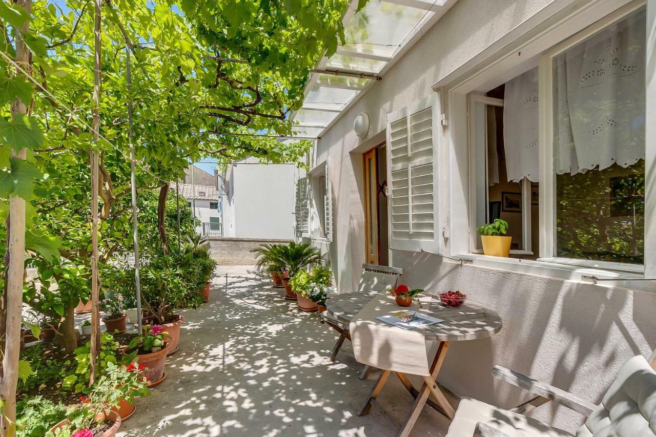 Apartman Pia Mali Lošinj Kültér fotó