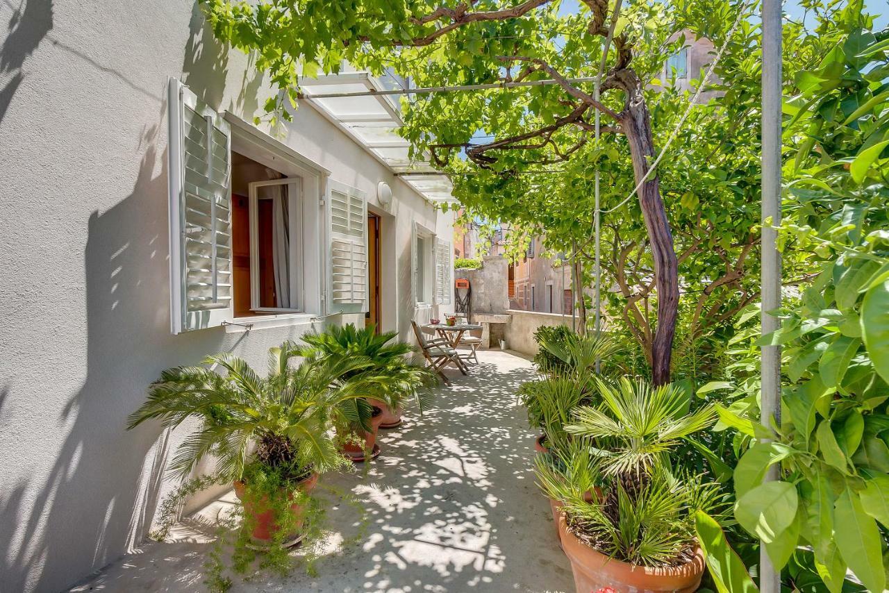 Apartman Pia Mali Lošinj Kültér fotó
